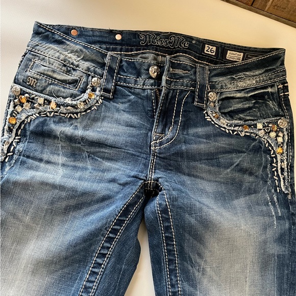 Miss Me Cuffed Capri Size 26 - Picture 2 of 9